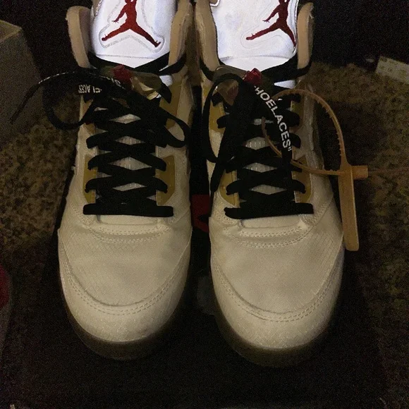 Off White x Air Jordan 5 Retro - Size 11 - Picture 5 of 16